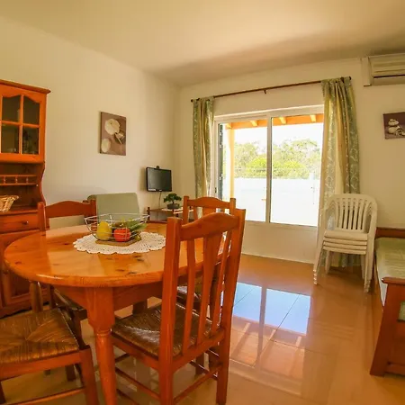 Parque De Campismo Do Serrao - Villas Serrao アルジェズール