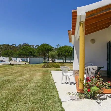Parque De Campismo Do Serrao - Villas Serrao * 알제주르